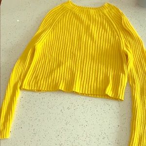 Crop top sweater from garage xs
